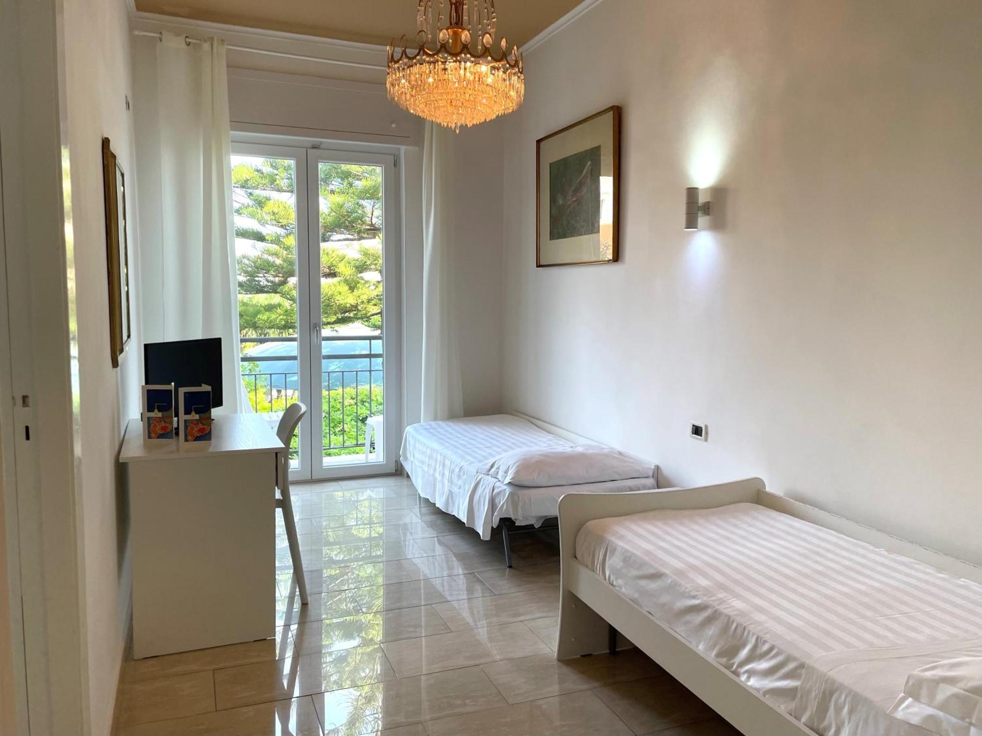 Aequa Hotel Vico Equense Rum bild